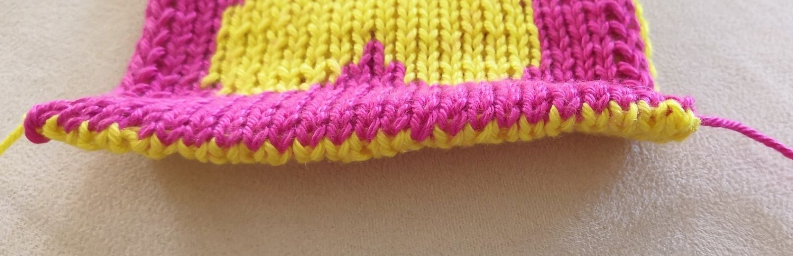 Blog-Inhaltsbild für 'Untersetzer mit Herz - Doubleface Einsteiger-Projekt inkl. Grundkurs'